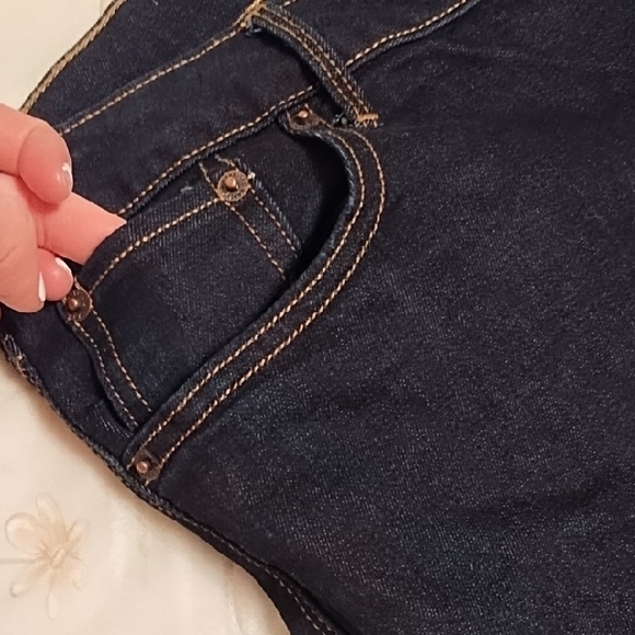 Old Navy Women's Dark Blue Straight Leg Jeans - Picture 4 of 11